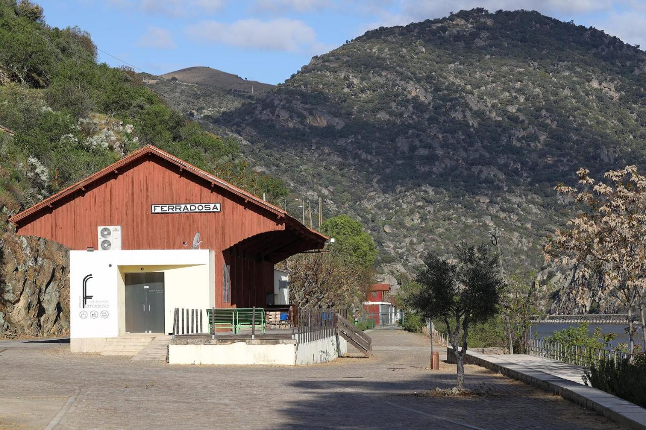 בית הארחה São João da Pesqueira 	Quinta Da Ferradosa Wines מראה חיצוני תמונה